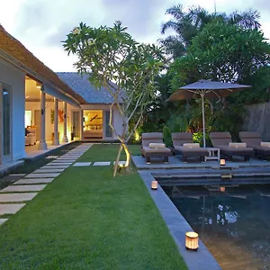 https://serene-villas.ubudhotelsnow.com