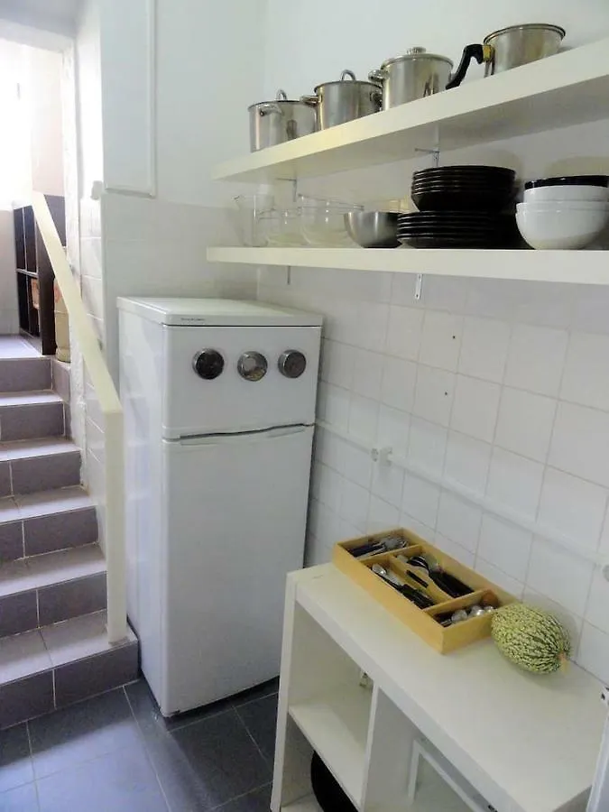 Principe Real - 2 Bedroom Apartment With Terrace Lisbon
